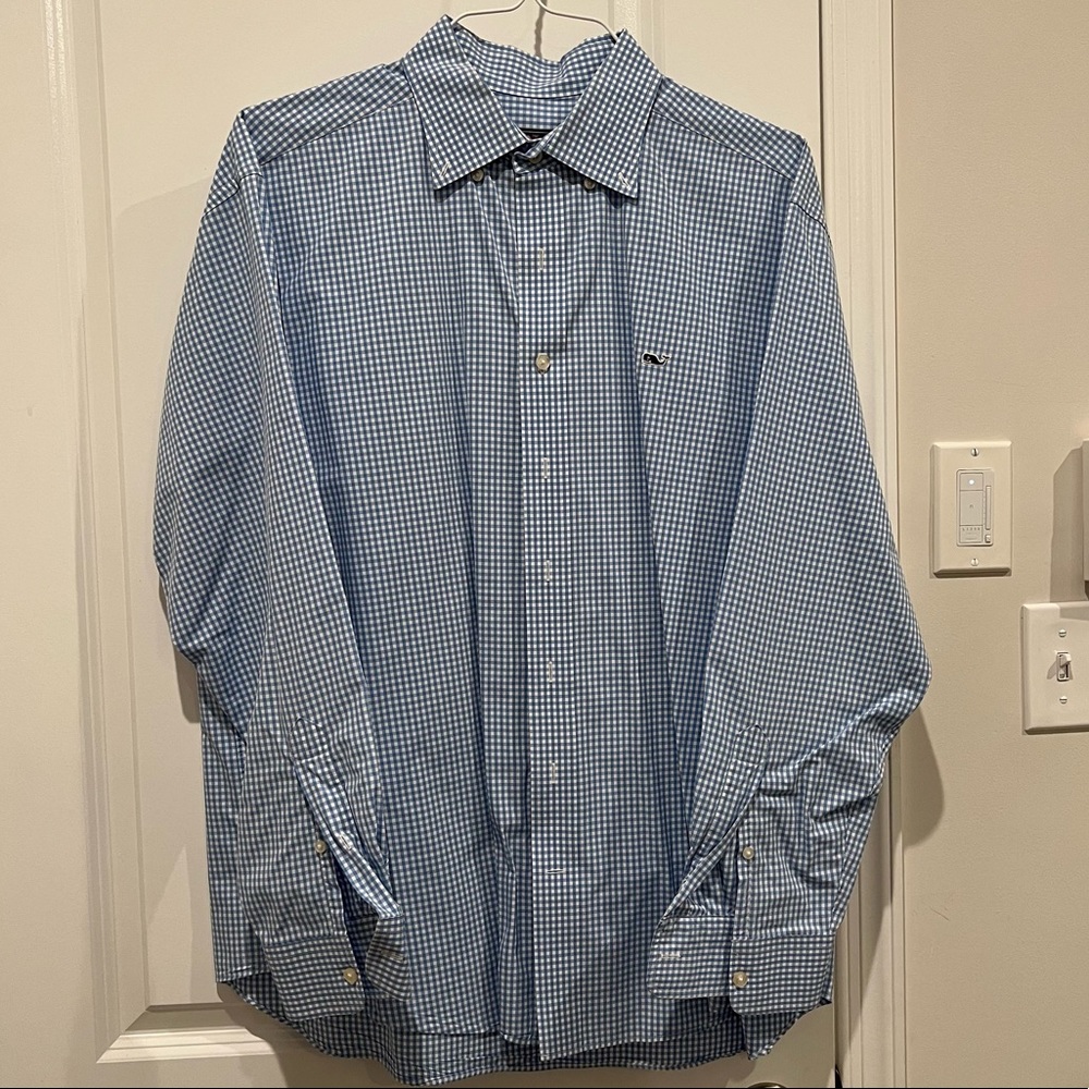 Vineyard vines classic fit gingham blue whale shirt. XL